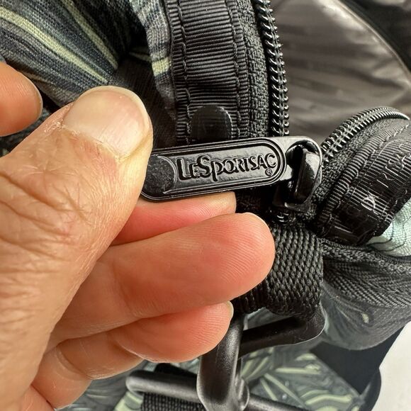 LeSportsac Large Tropical Camo Leaves Green Tote Messenger Shoulder Laptop Bag - Picture 10 of 12